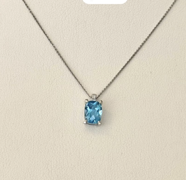 BLUE TOPAZ PENDANT