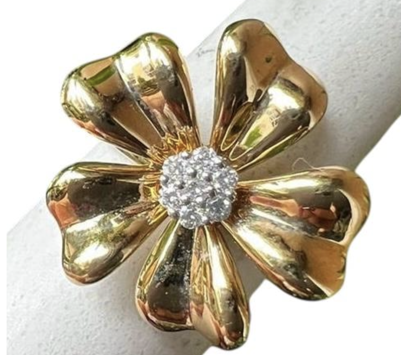 CAMELIA RING