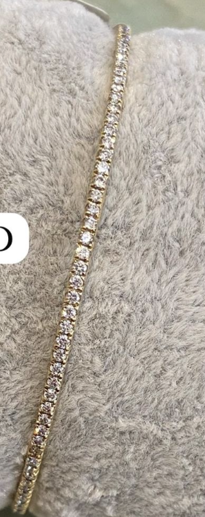 ROUND DIAMOND BANGLE