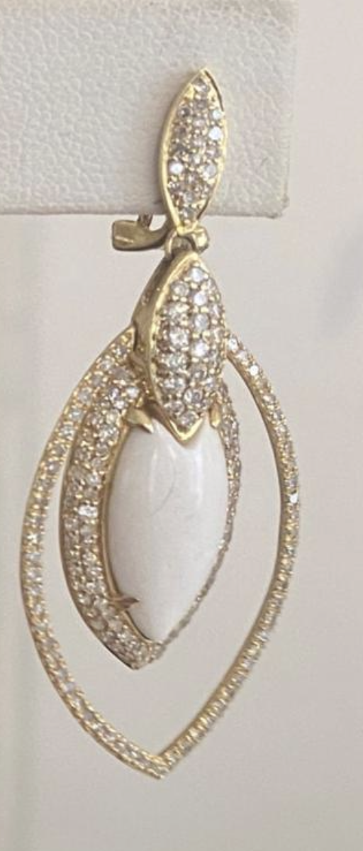 DIAMOND WHITE AGATE DAGGER DROPS