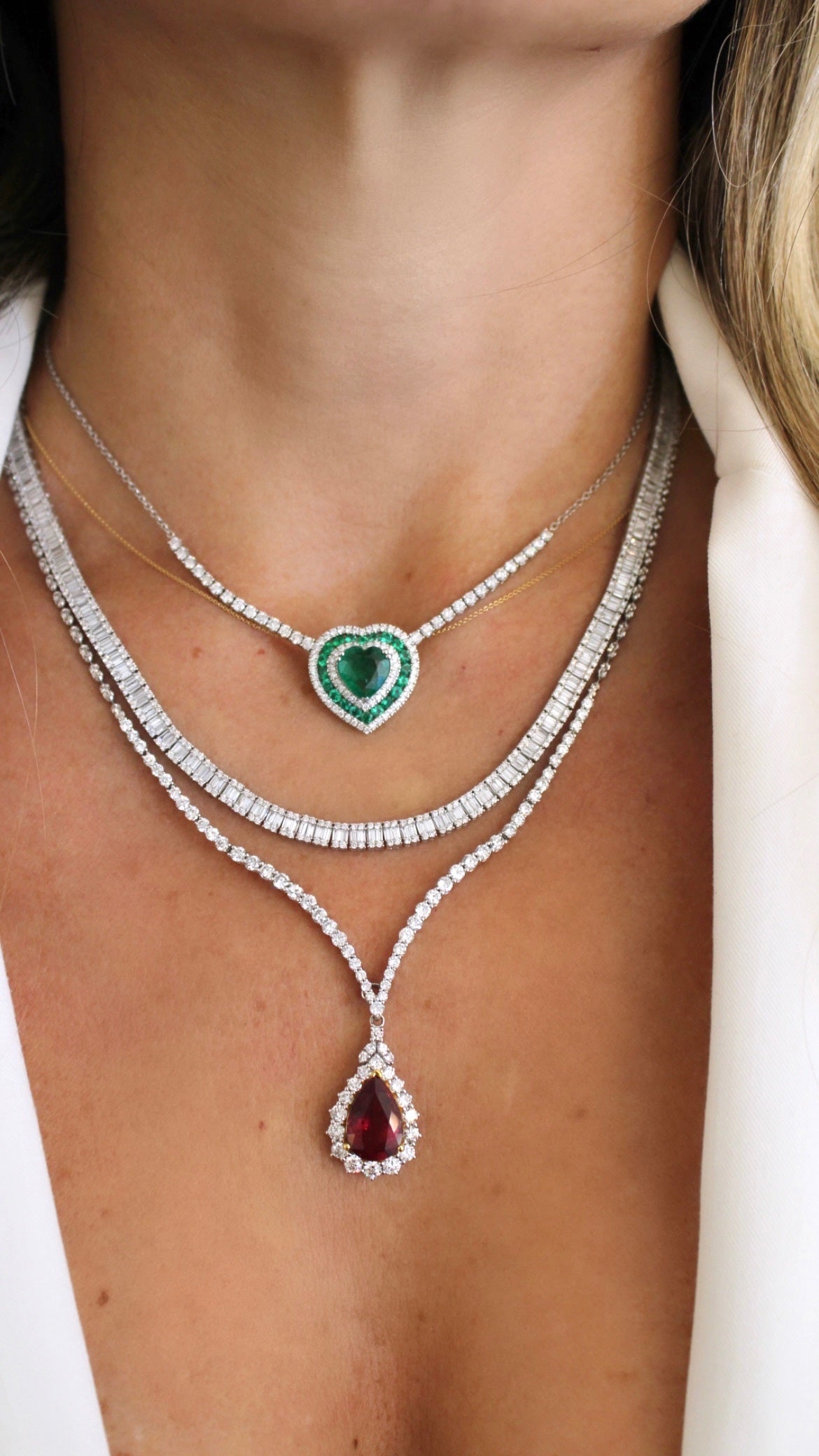 EMERALD HEART PENDANT NECKLACE