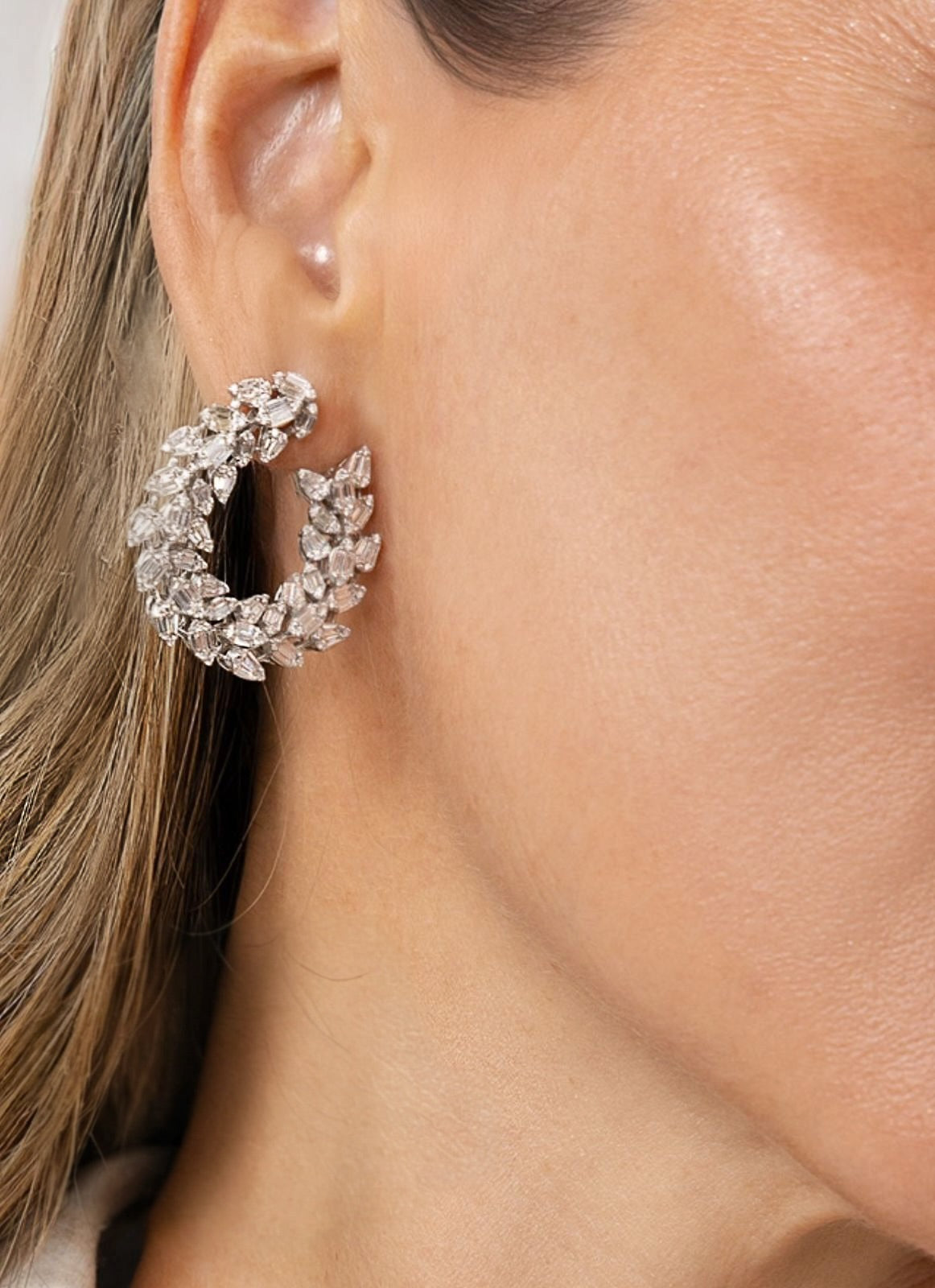 RONDELLE LEAFY  DIAMOND EARRINGS