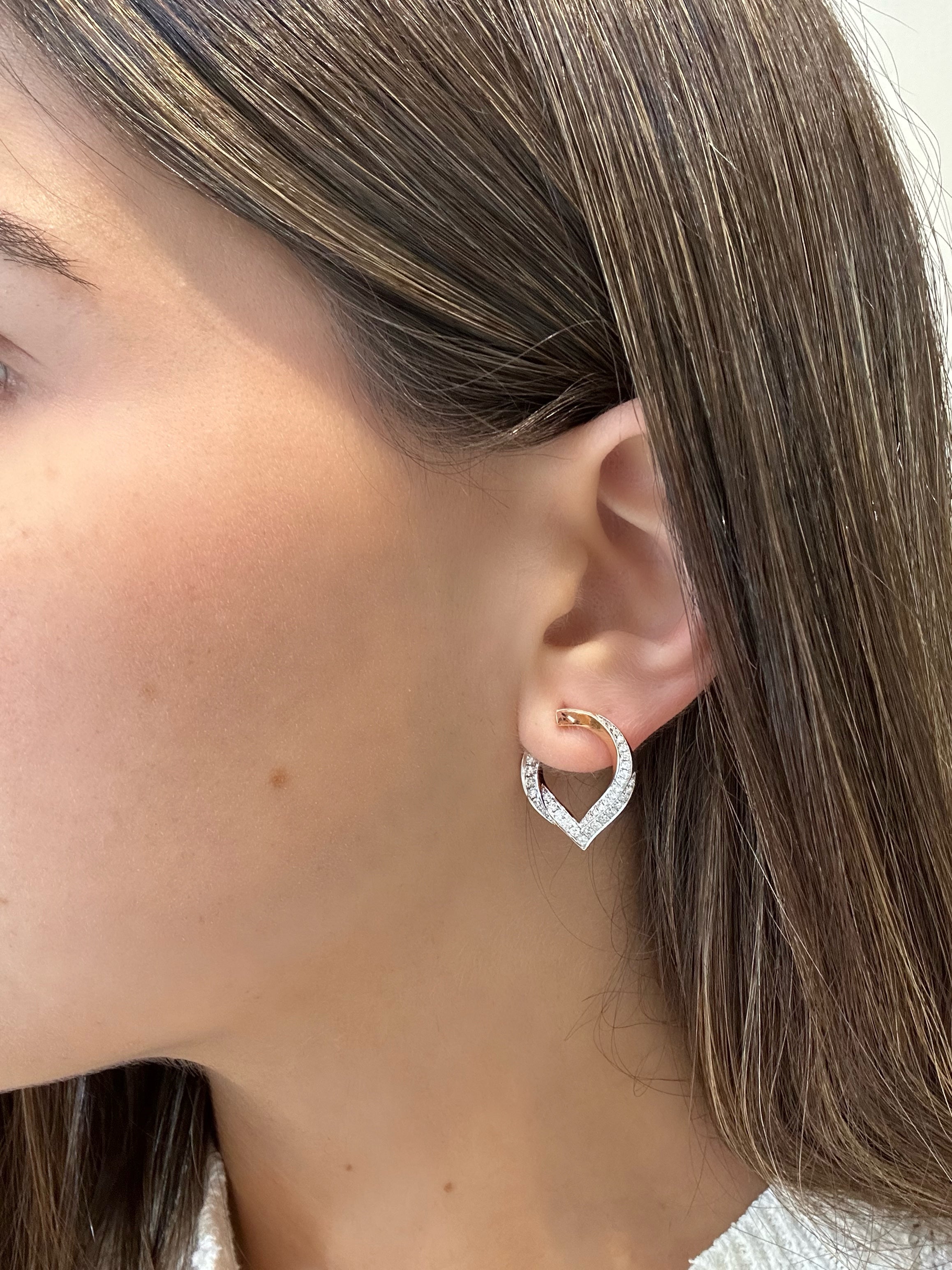 PEAR LUM ROSE EARRINGS
