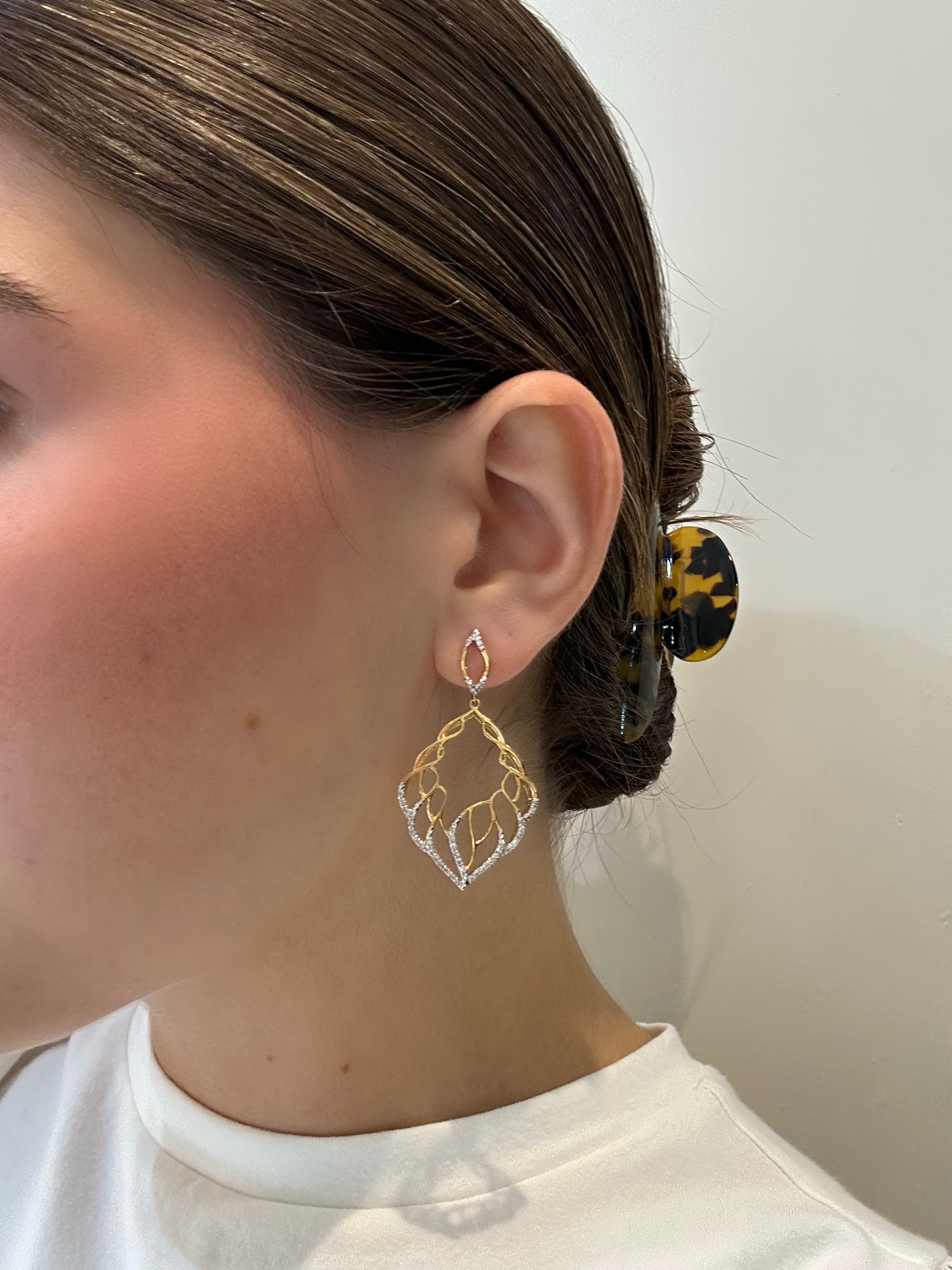 YELLOW GOLD DIAMOND EARRINGS