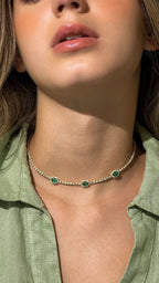 OVAL EMERALD AND DIAMOND CHOKER