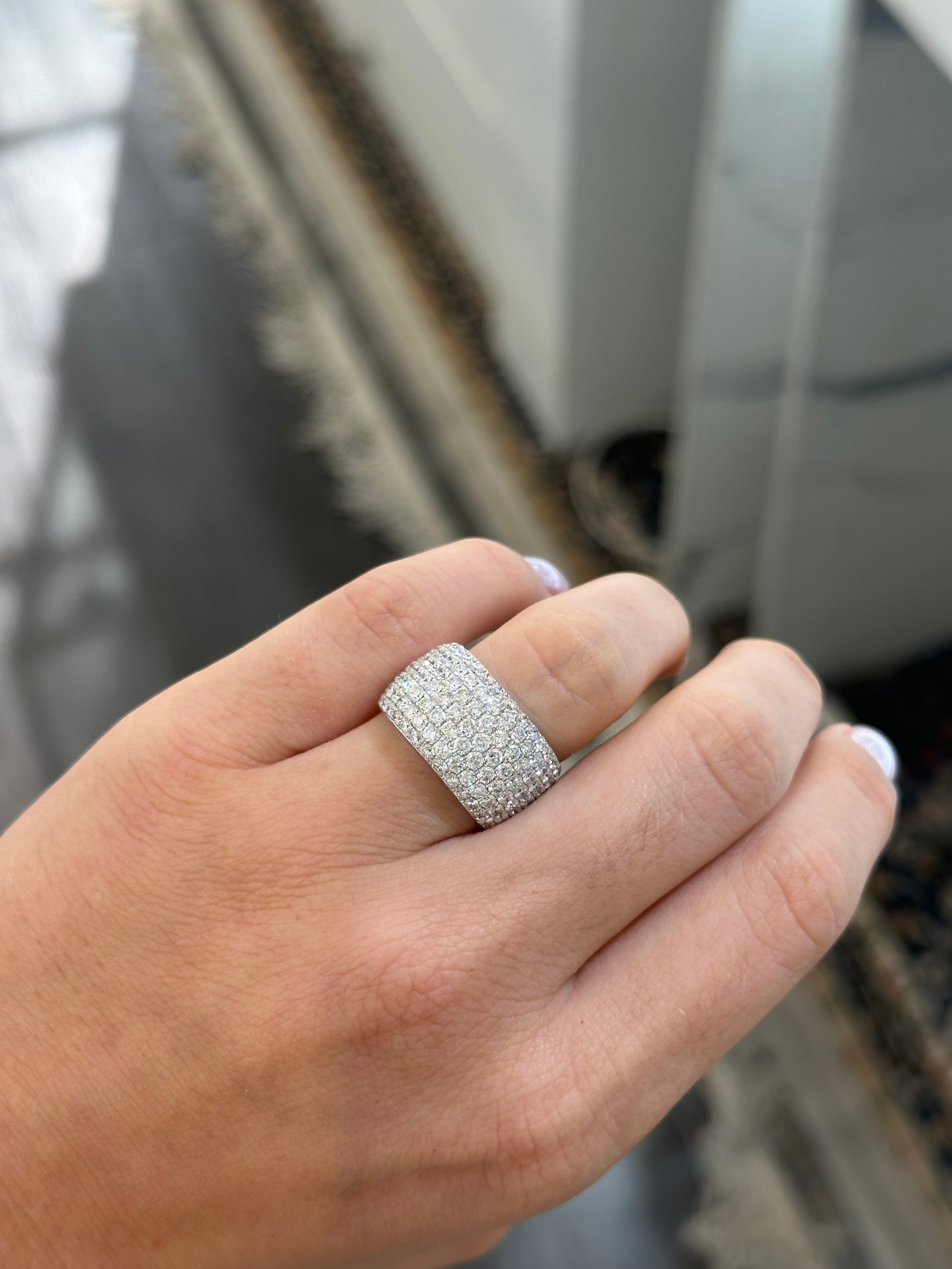 DOME DIAMOND RING