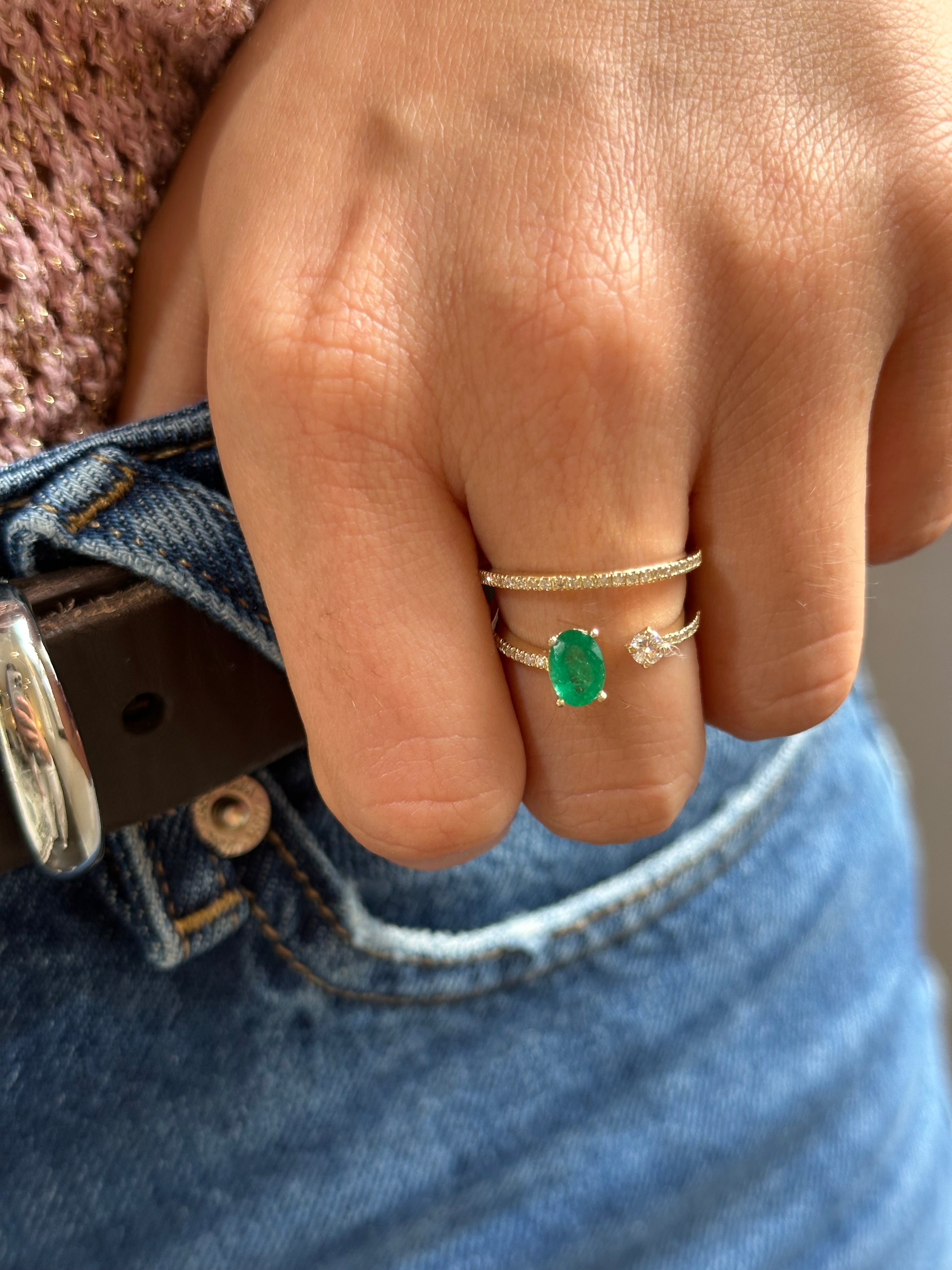 TWO-STONE DOUBLE BAND GOLDEN RING