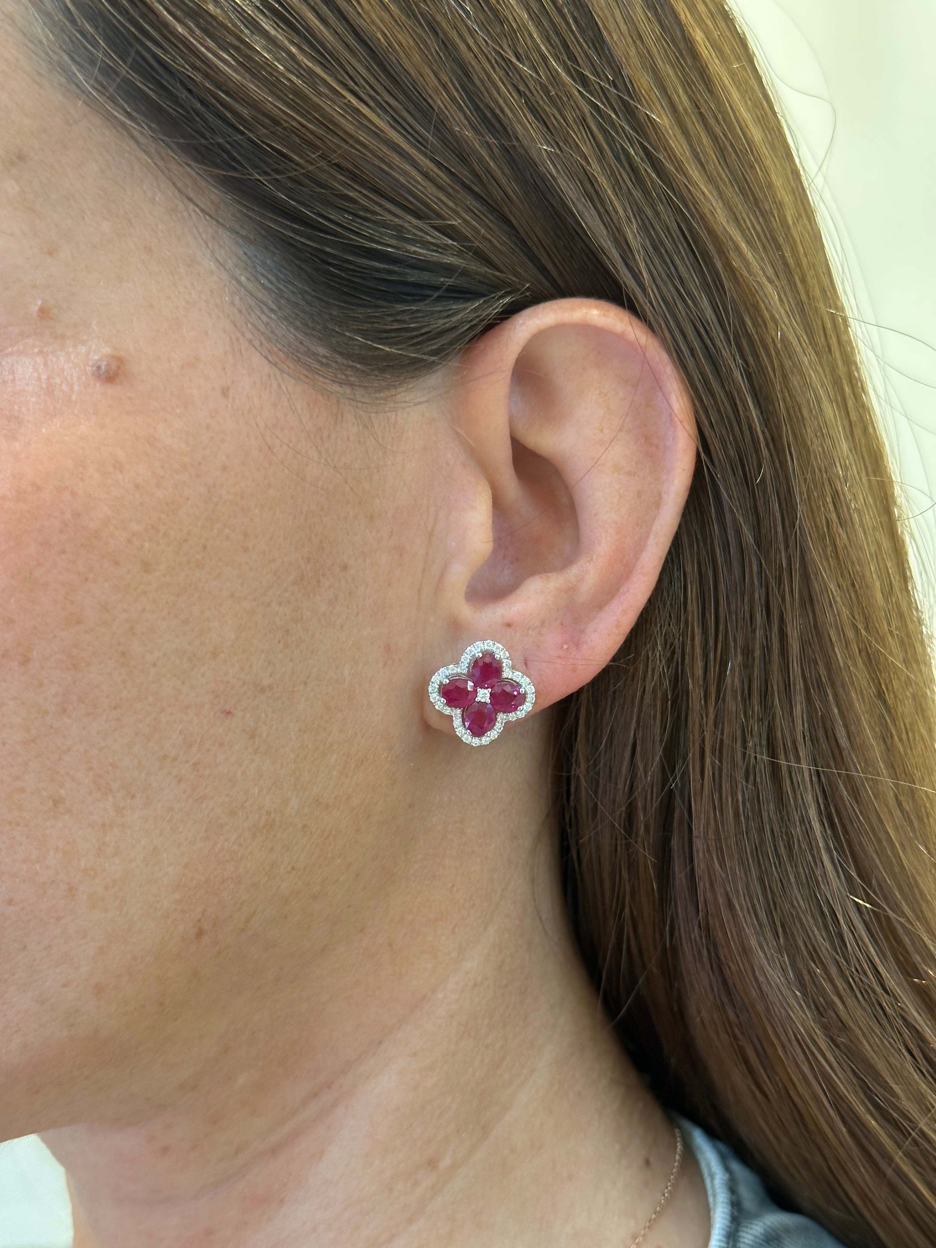 FOUR-PETAL RUBY EARRINGS