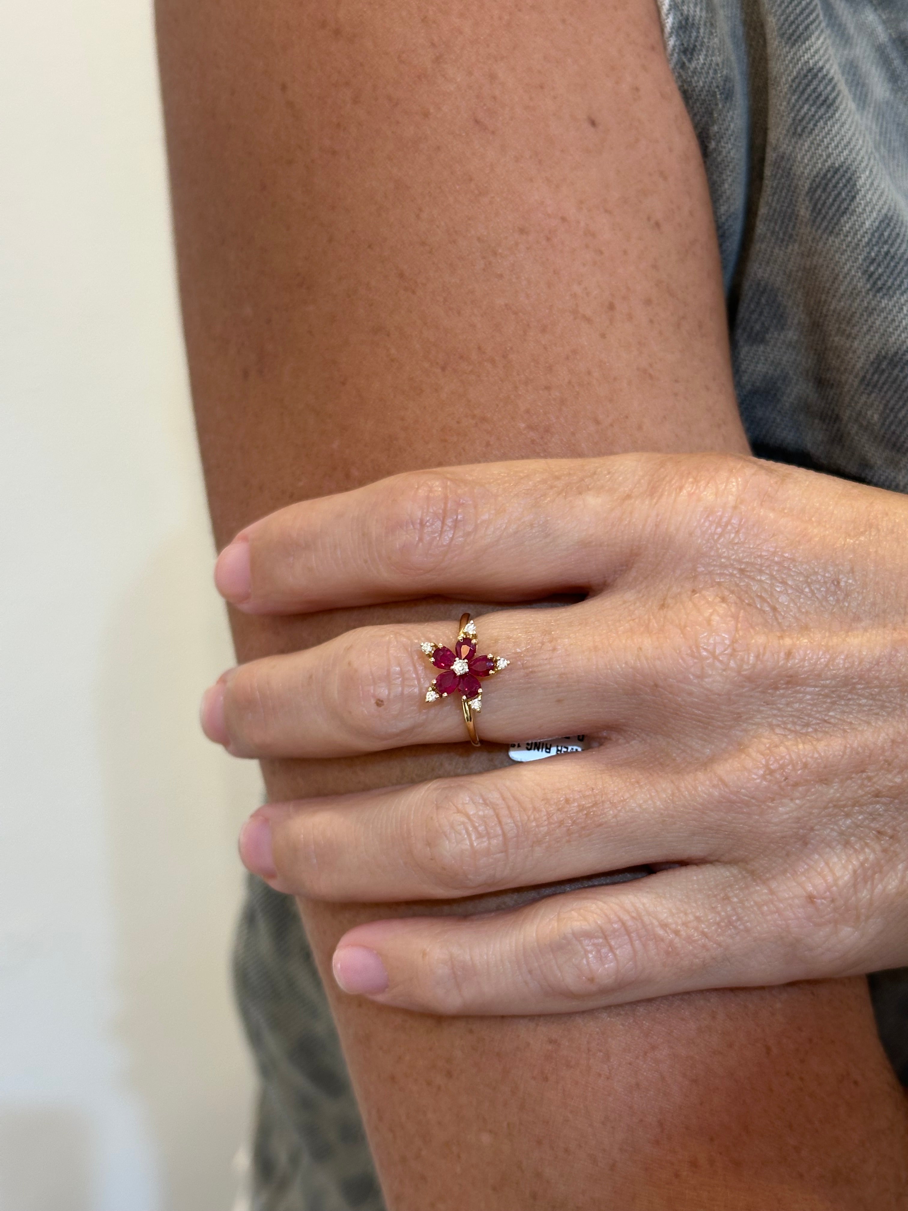 VERONA FLOWER RING