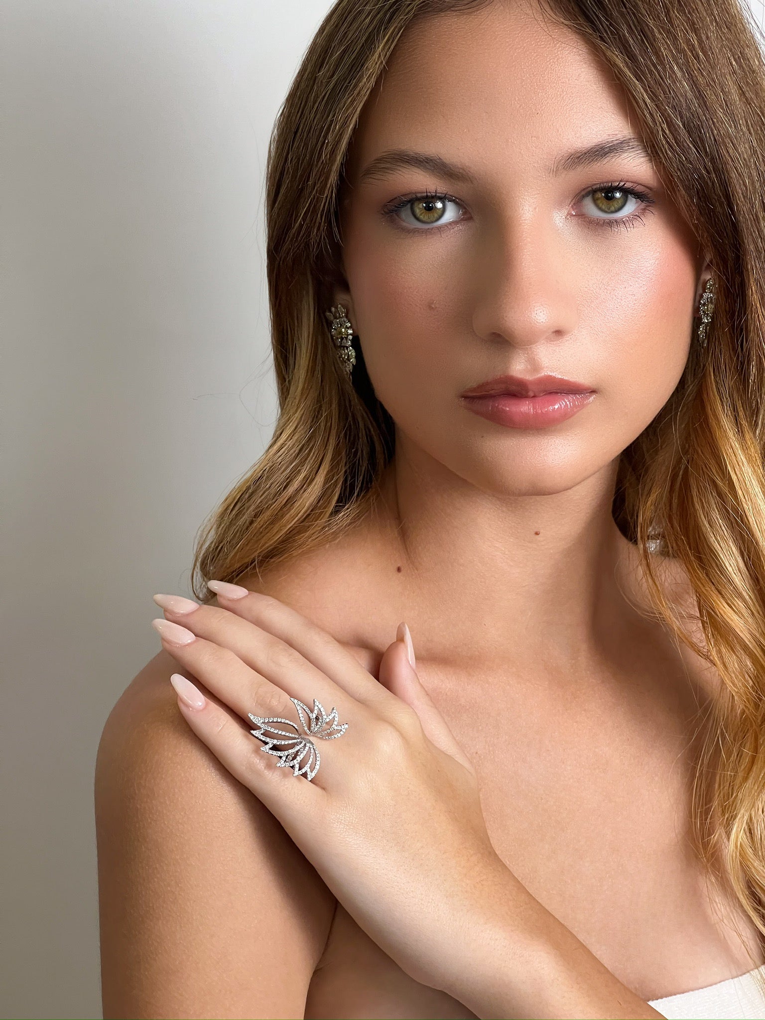 LEAF DIAMOND RING