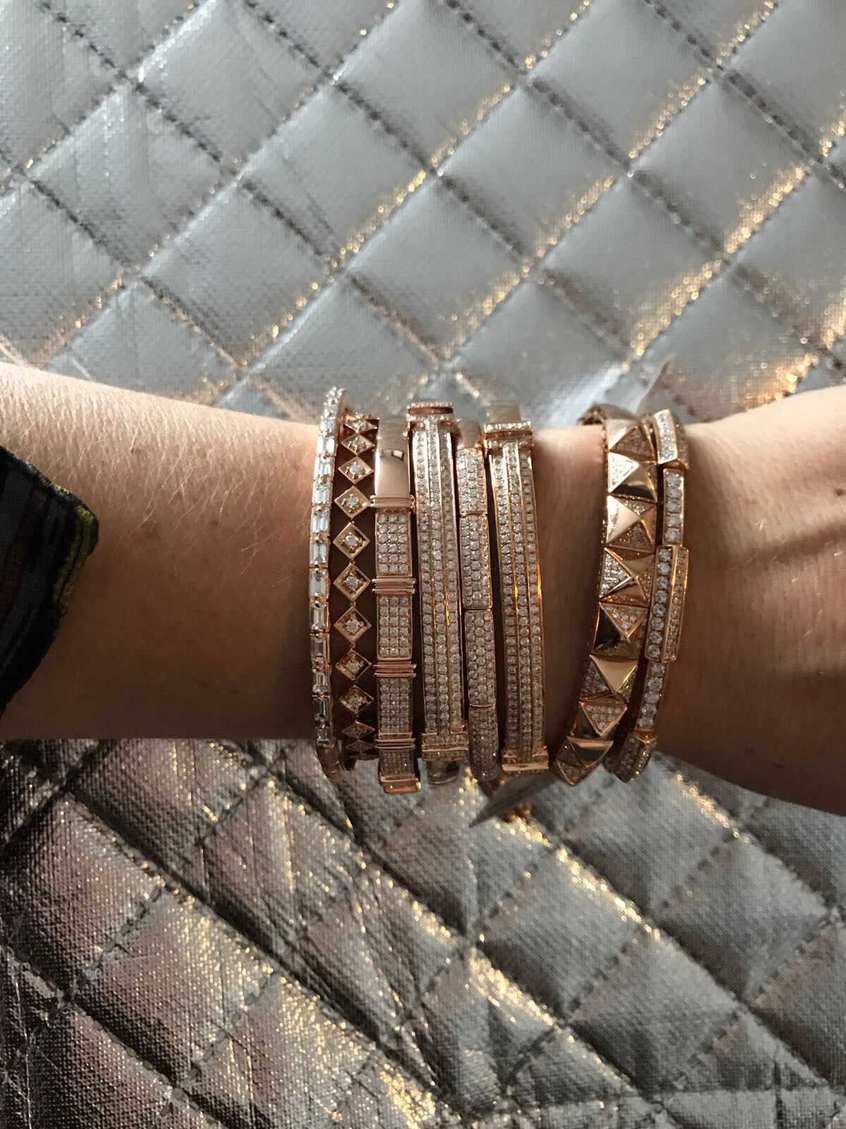 LUMI BARREL CUFF