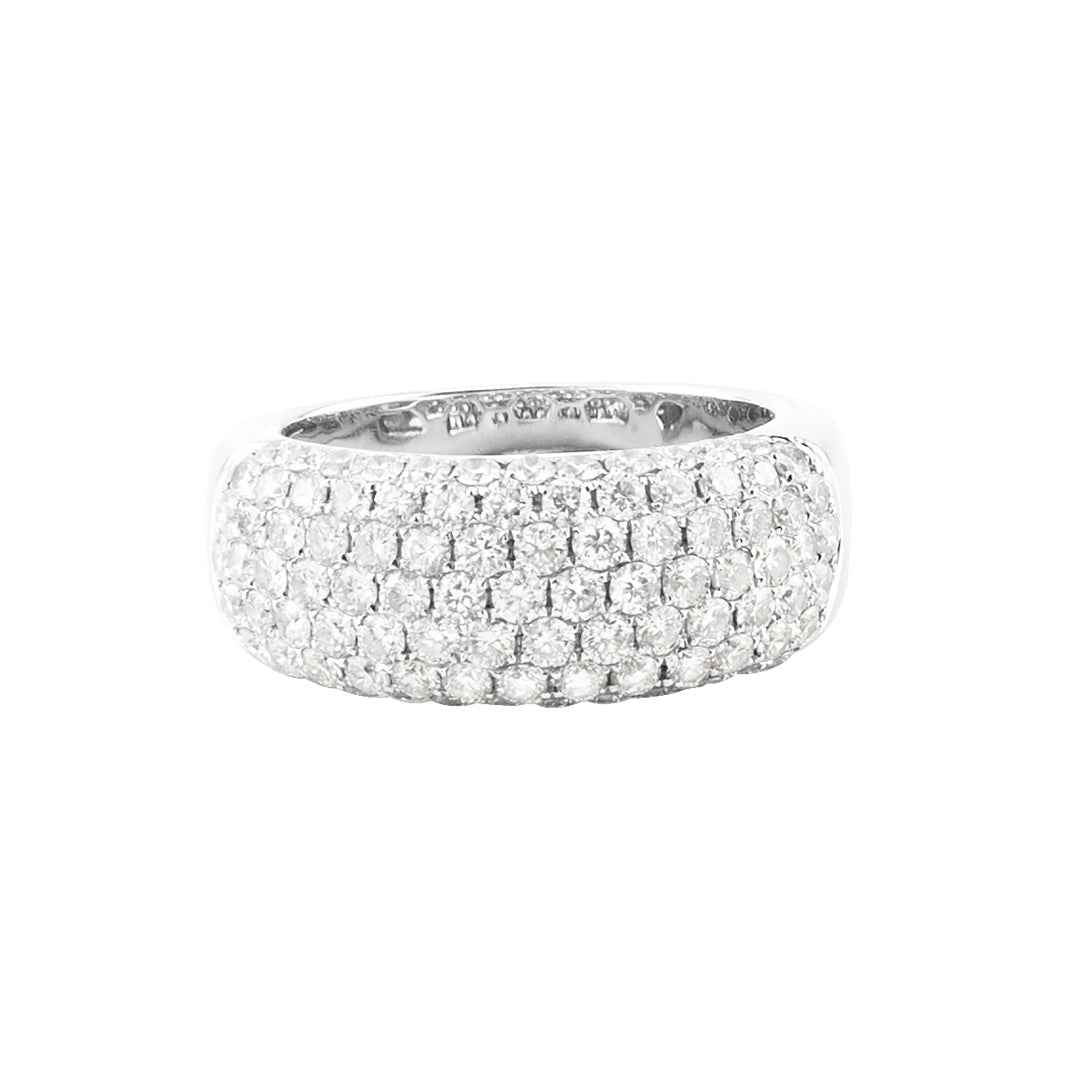 WHITE GOLD AND DIAMOND PAVE BAND RING