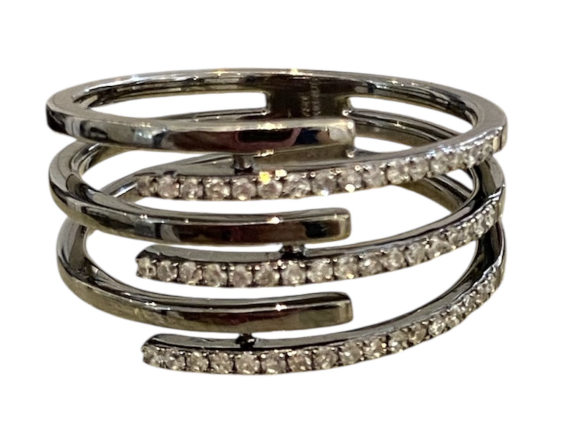 NOIR STRATA RING