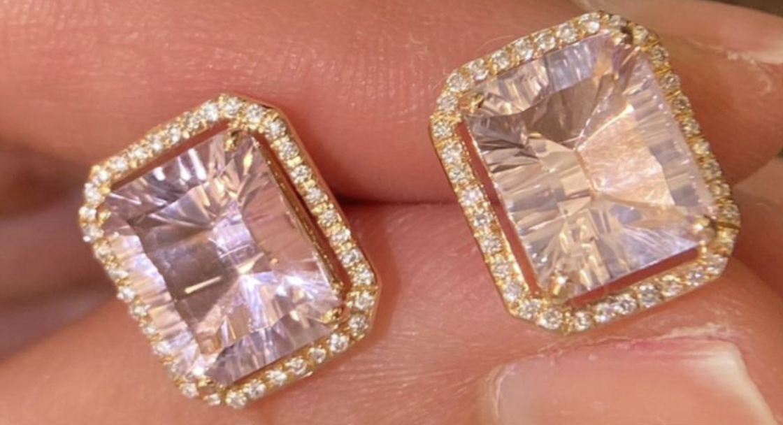 PINK SQUARED STUDS