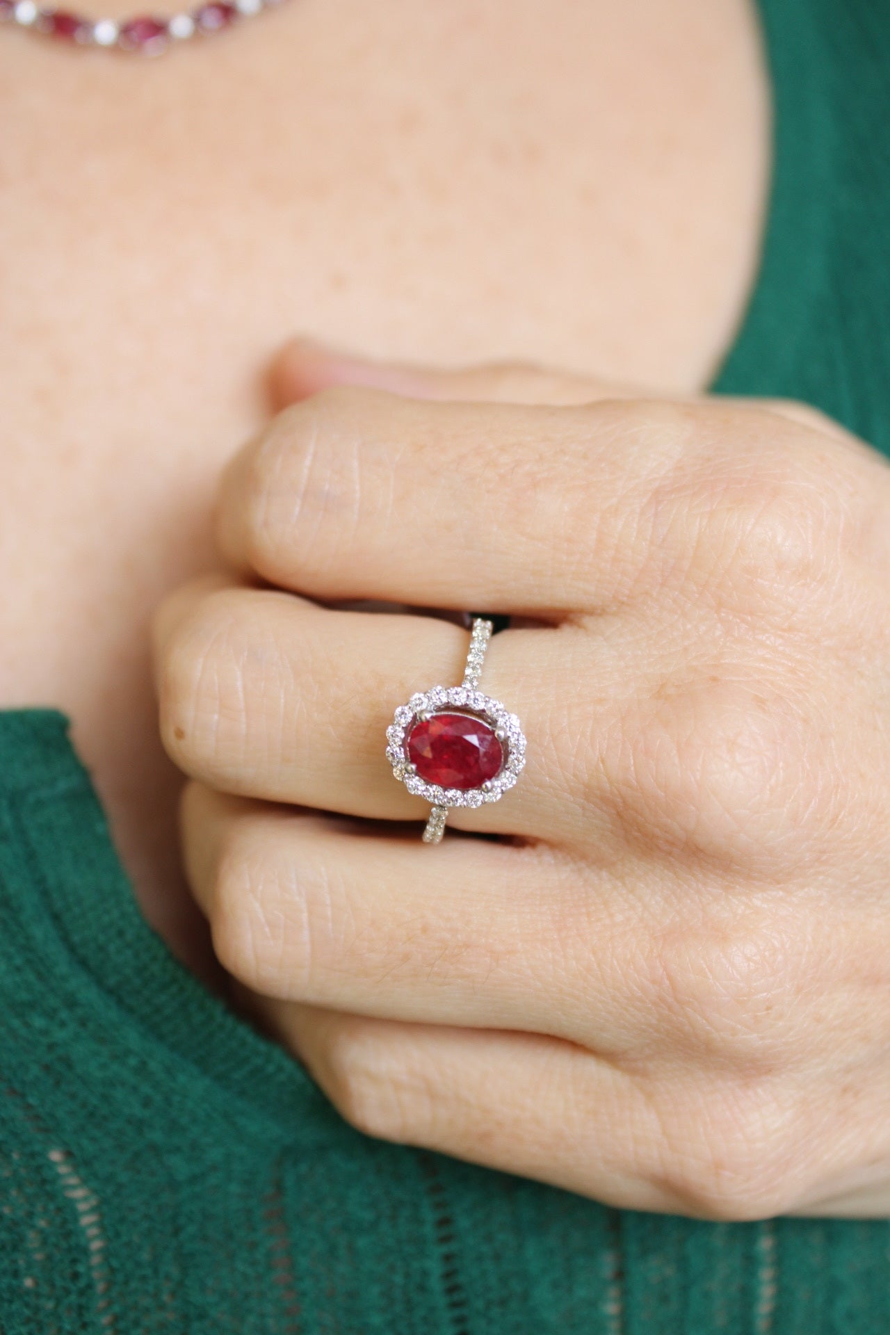 RUBY OVAL RING