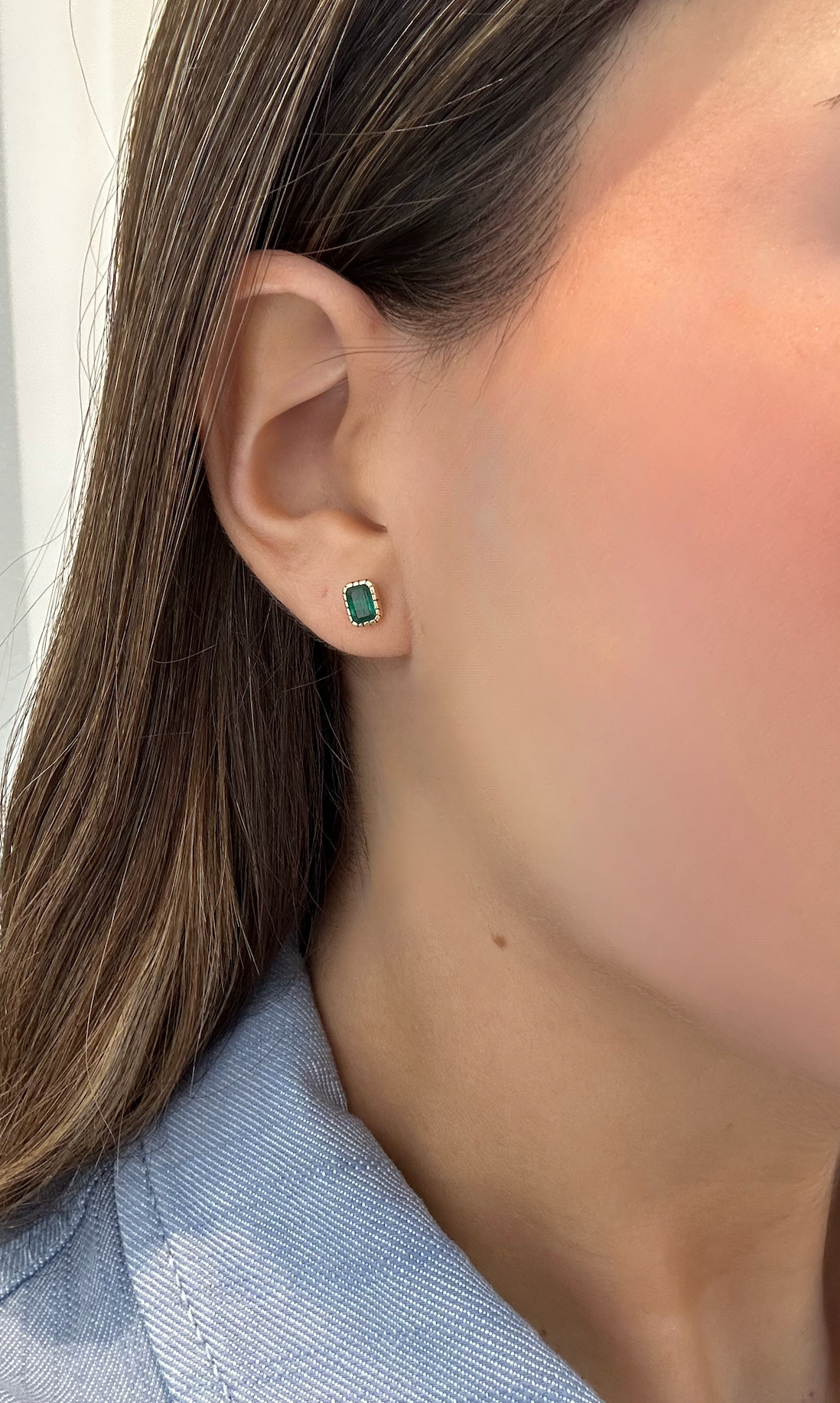 EMERALD FRAMED STUDS