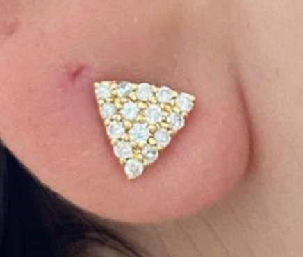 TRIANGLE DIAMOND STUD EARRINGS