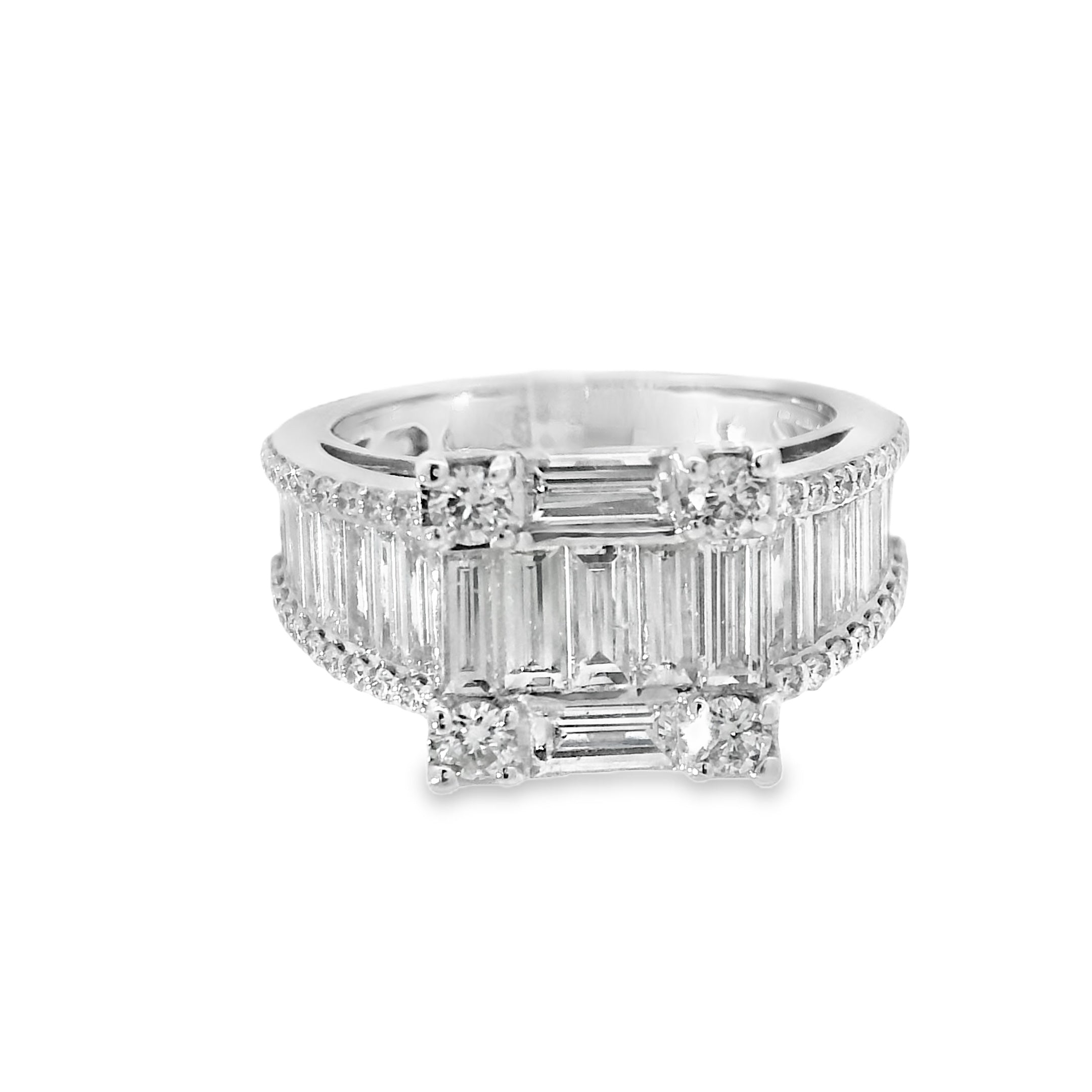 STRUCTURED BAGUETTE DIAMOND RING