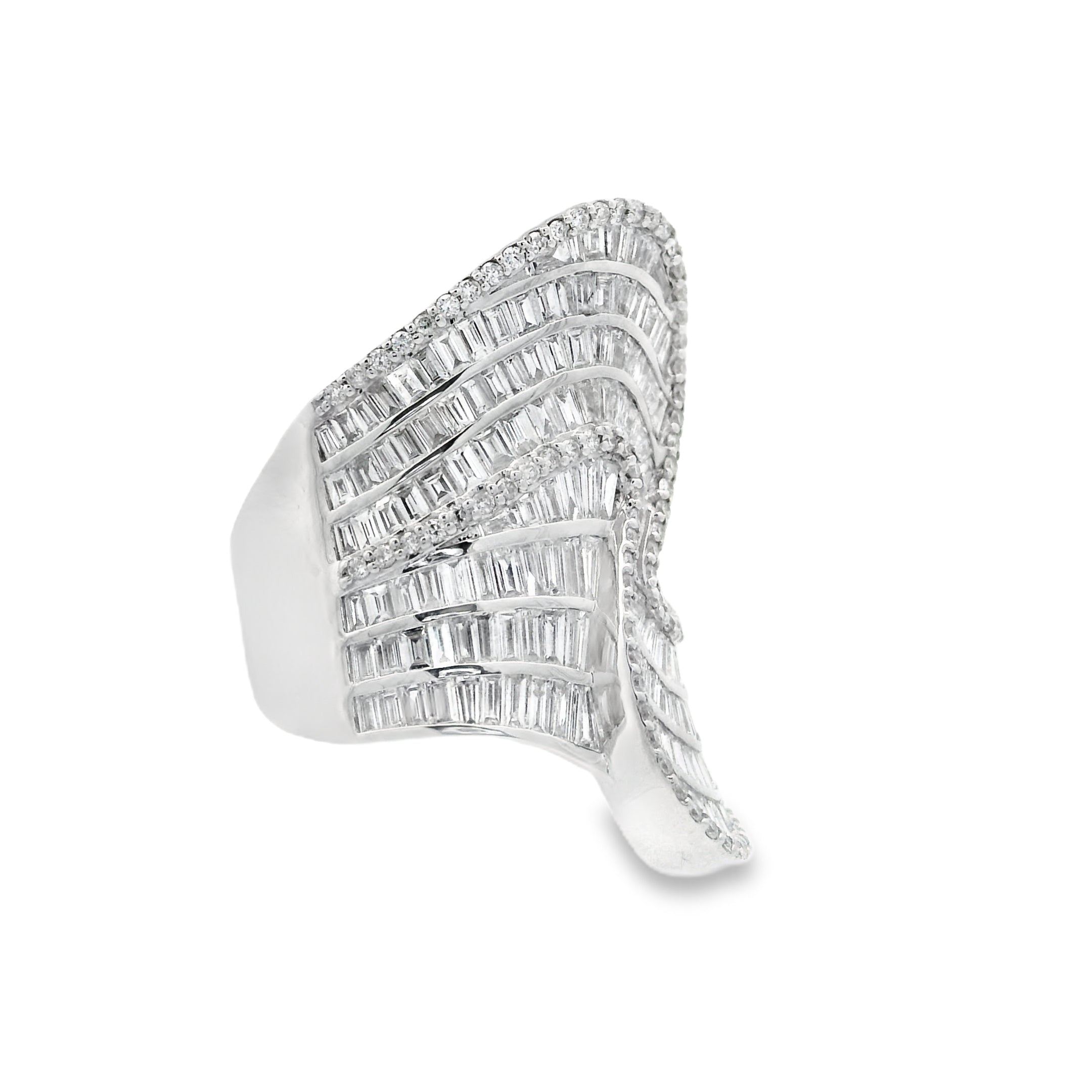 ECLIPSE BAGUETTE COCKTAIL RING