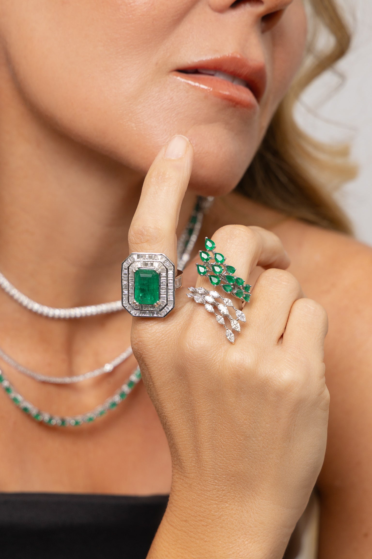 MODERNE EMERALD AND DIAMOND COCKTAIL RING
