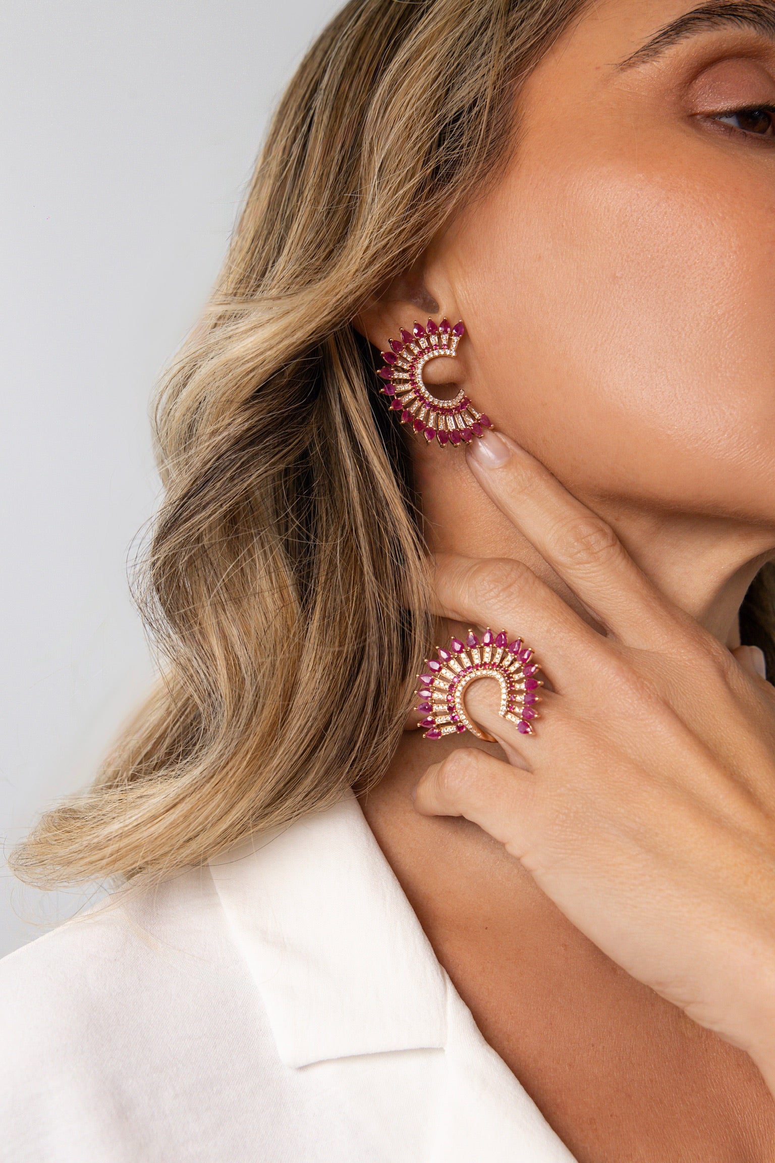 CAROUSEL DIAMOND AND RUBY COCKTAIL RING
