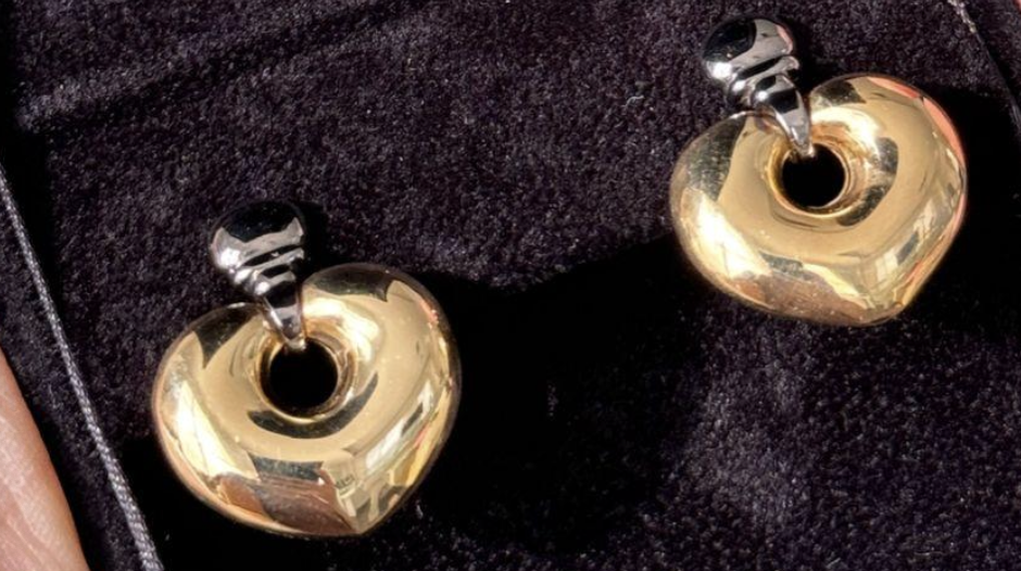 YELLOW GOLD EARRINGS WITH BLACK RHODIUM HEART