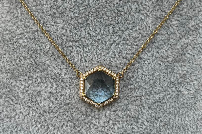 YELLOW GOLD HEXAGON BLUE TOPAZ NECKLACE